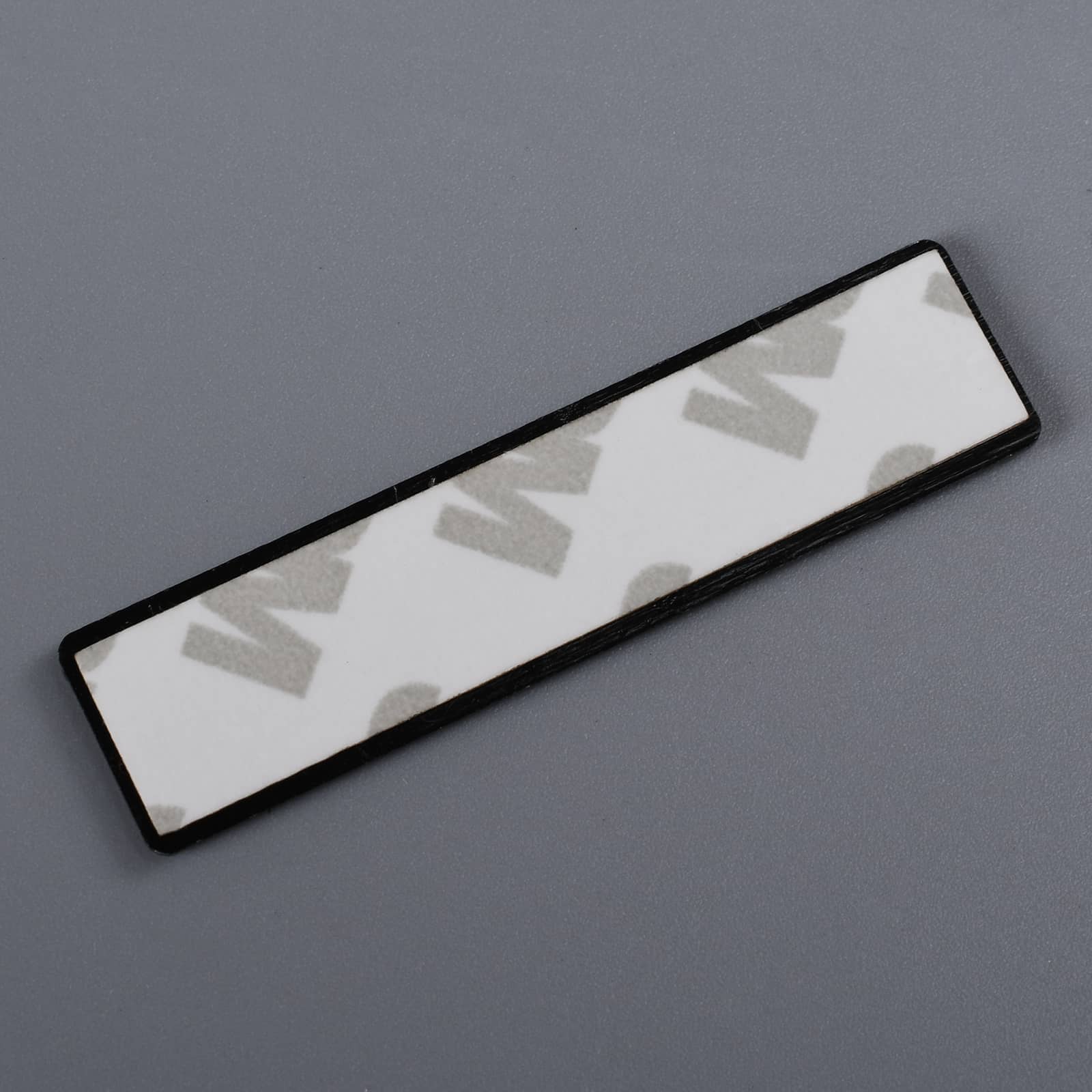 Tabliczka z nazwą 3D z wytłoczonego szczotkowanego aluminium