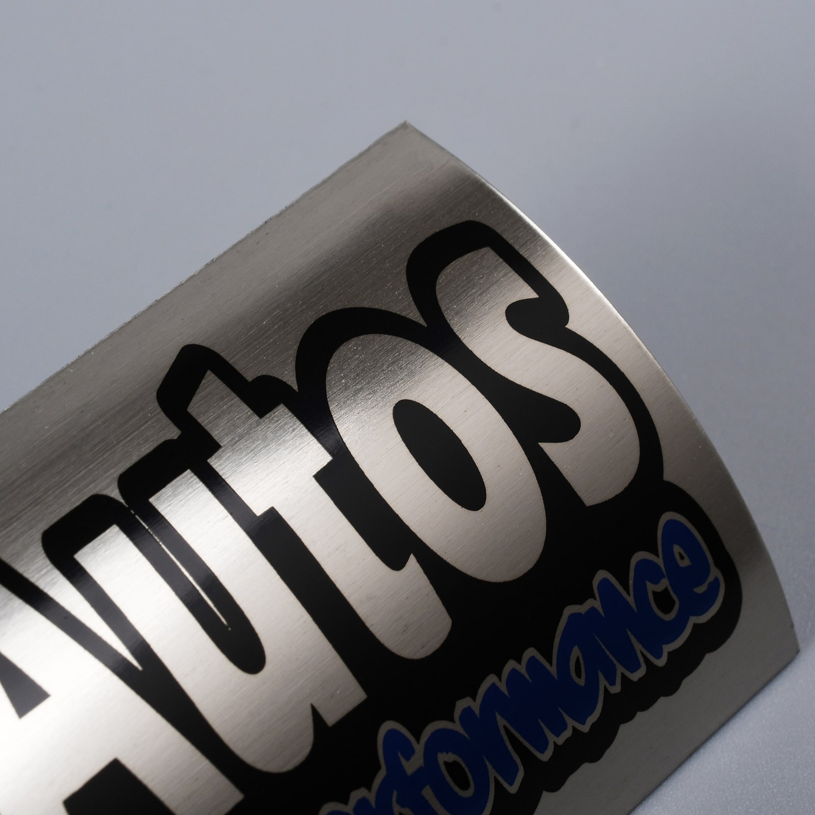 Naklejki z metalowymi etykietami z nadrukiem aluminiowym