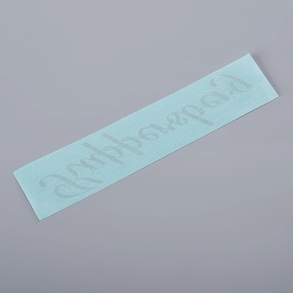 Naklejka z logo niklu