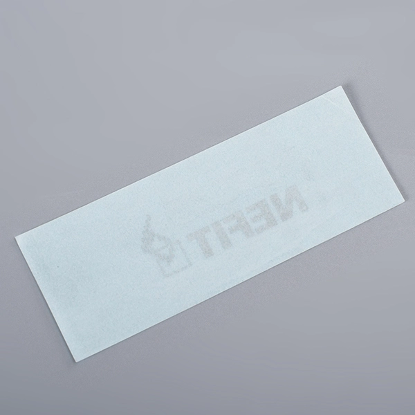 Etykieta z logo 3D