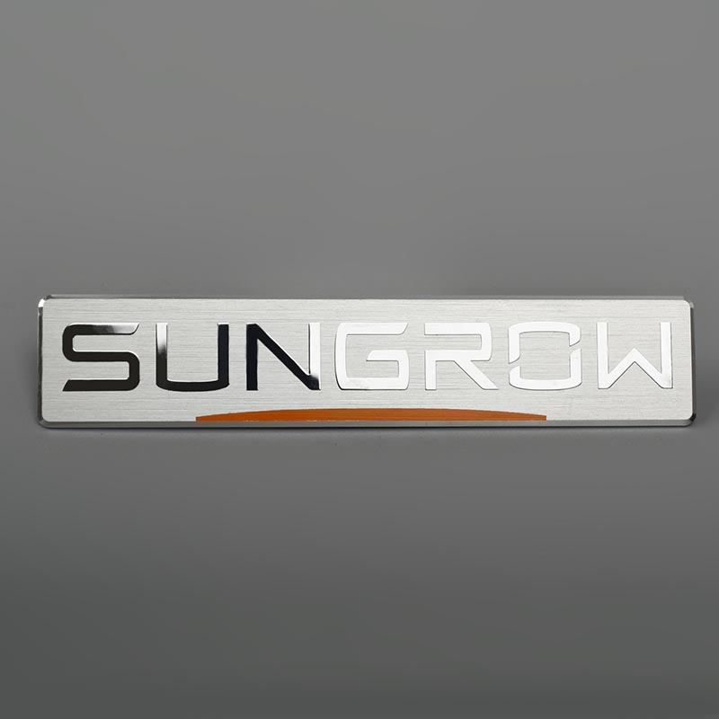 Wytrawiona aluminiowa tabliczka z logo
