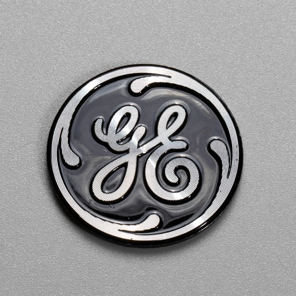 Podświetl aluminiowe logo