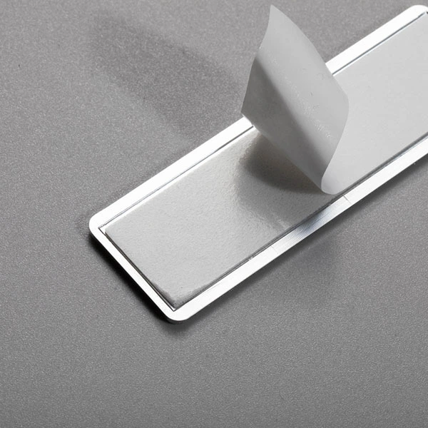 Odznaka ABS z logo Chrome