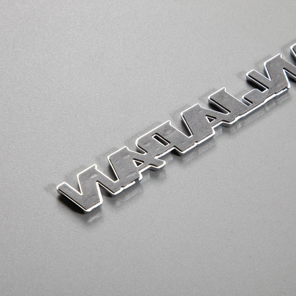 Naklejka ABS z logo Chrome
