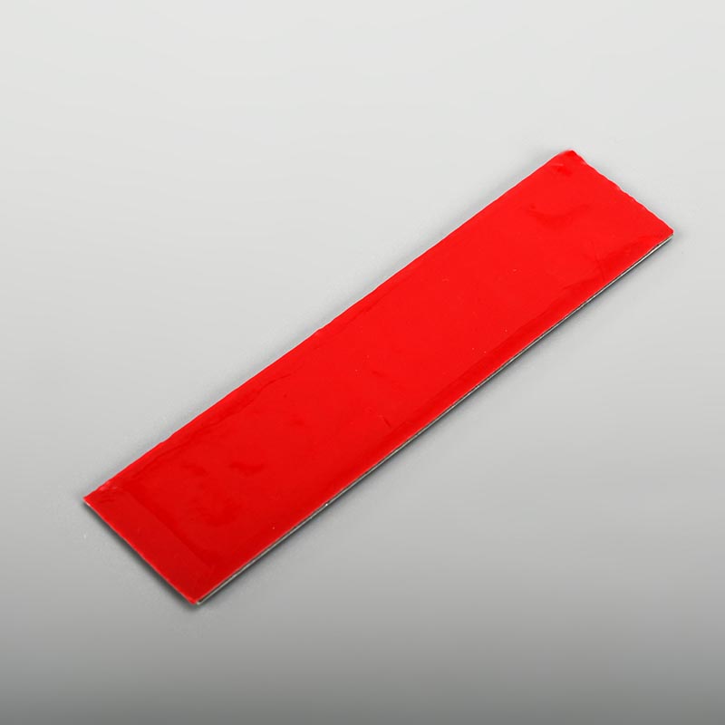 Metalowe logo